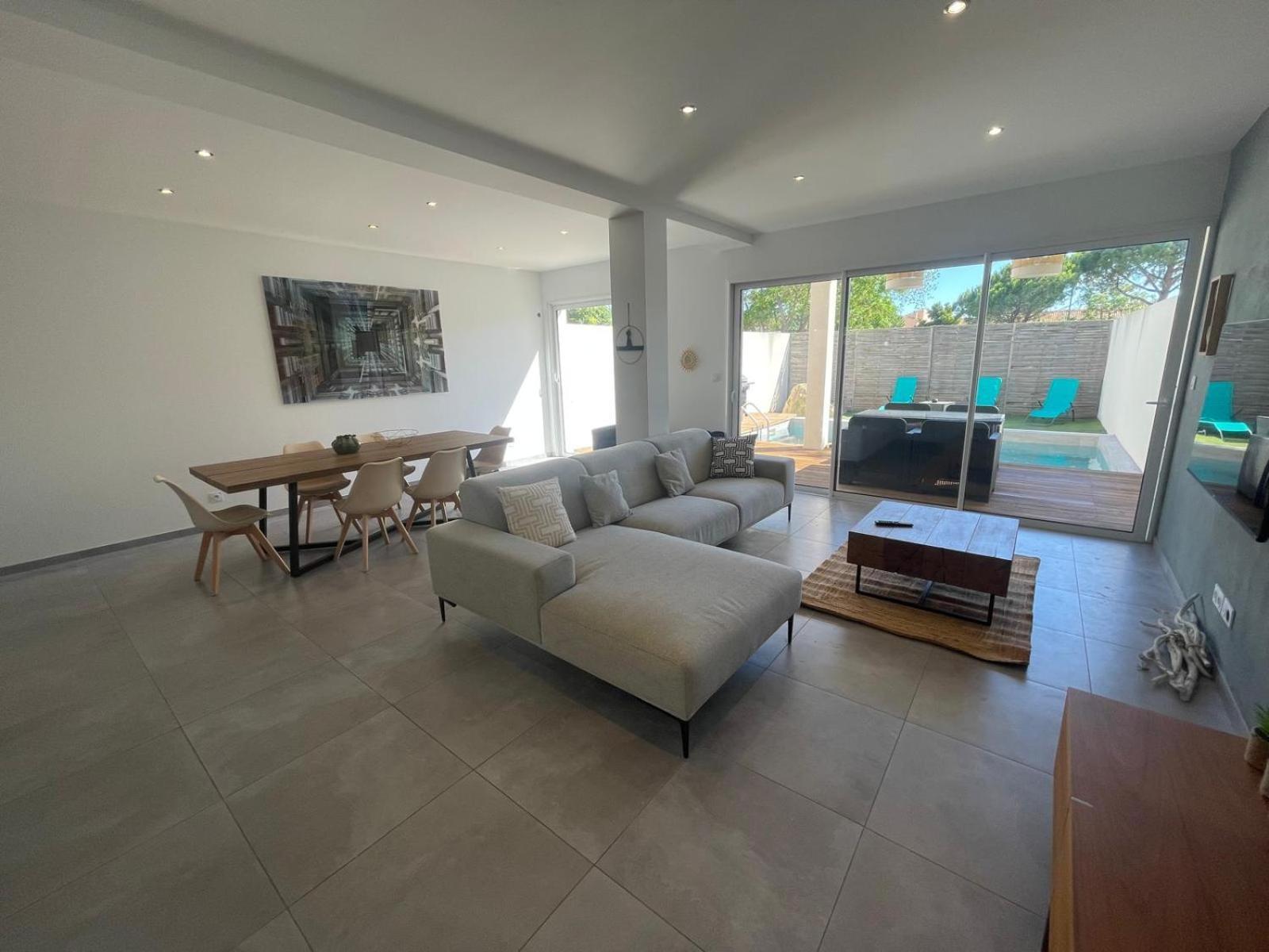 Villa Design Cap Dagde Piscine Et Plage Le Grau-d'Agde Exterior photo