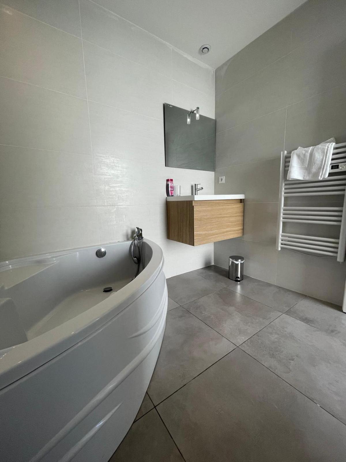 Villa Design Cap Dagde Piscine Et Plage Le Grau-d'Agde Exterior photo